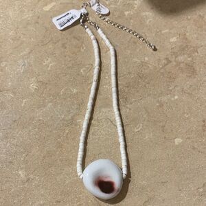 Free people Sea shell Elegant White and Red Beaded Necklace NWT